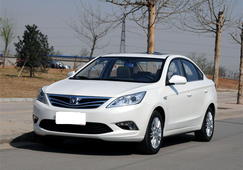 "中秋优惠提前享"逸动7.29万起!